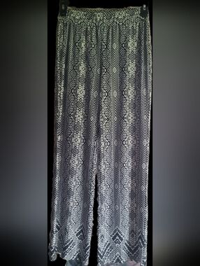 Studio Works Black and White Abstract Print Pants Size Small Wide Leg